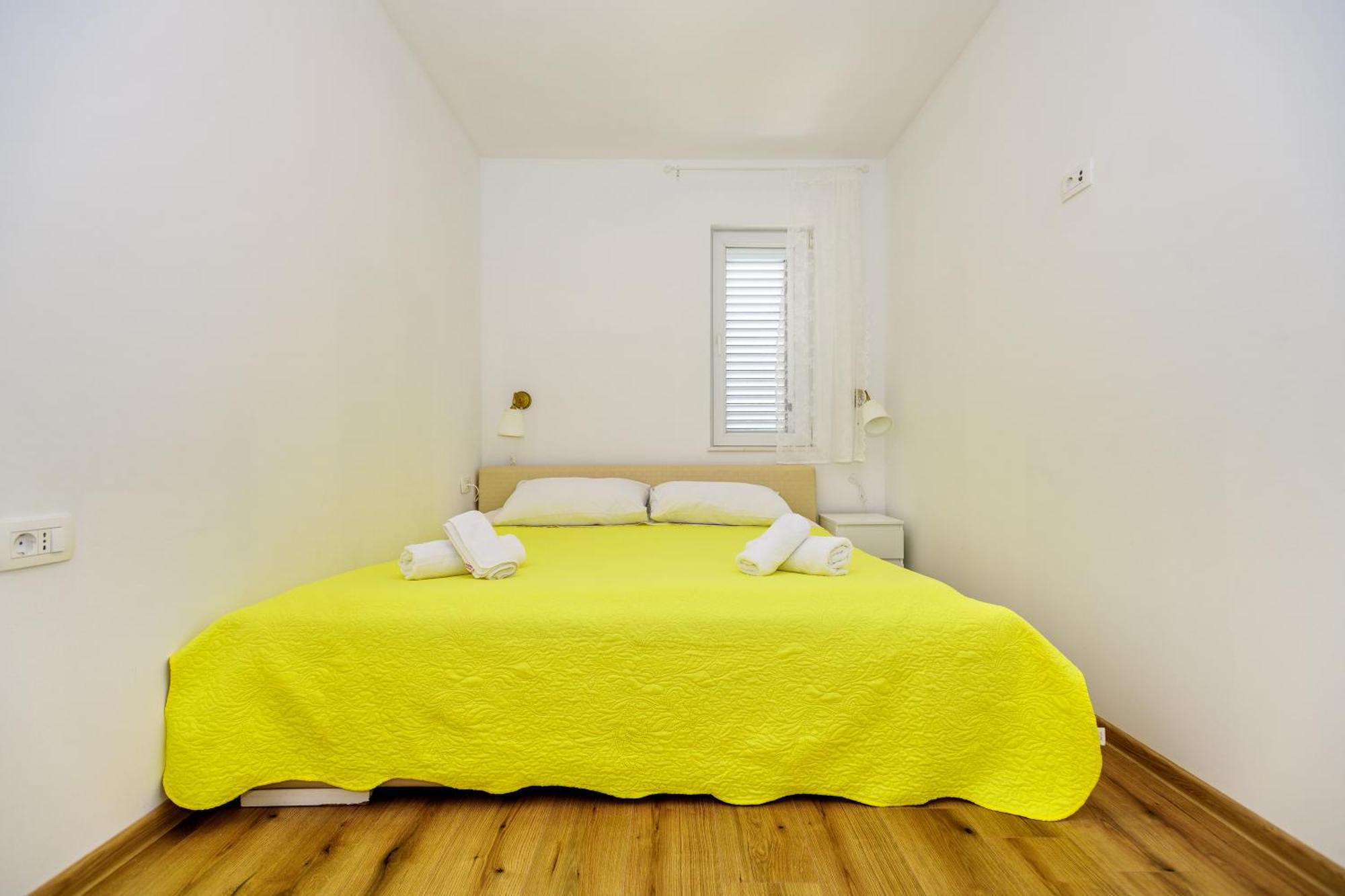 Apartment Tena Jadera